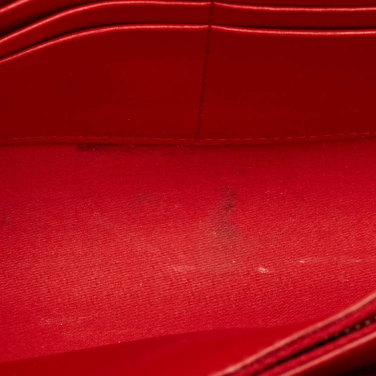 Pre Owned Christian Louboutin Paloma Embellished Leather and Patent Leather Chain Clutch