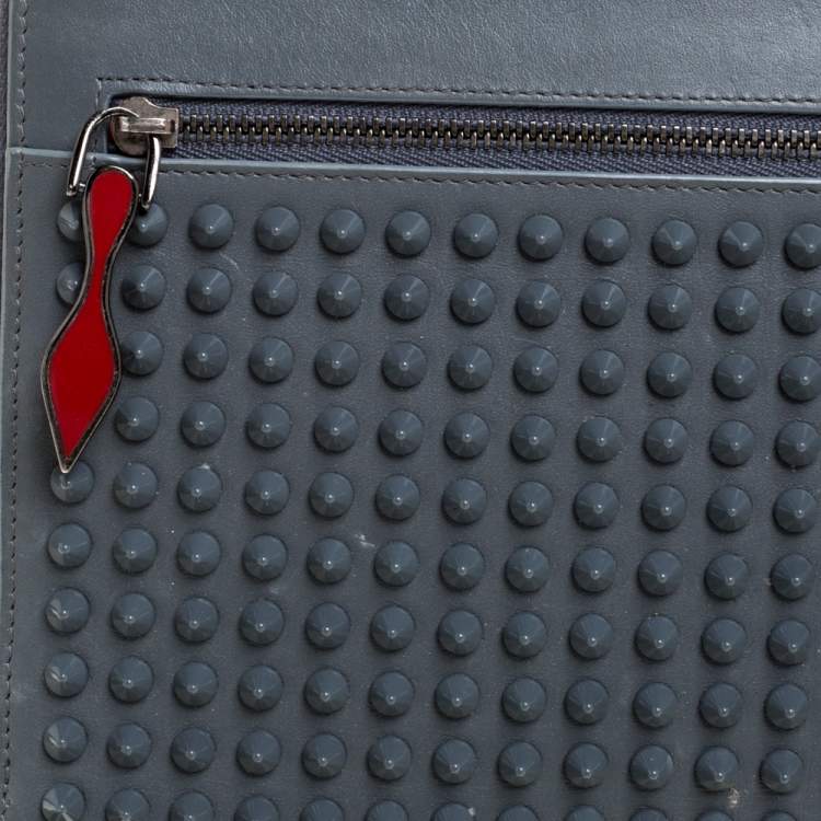 Pre Owned Christian Louboutin Grey Leather Spike Zip Wristlet Clutch