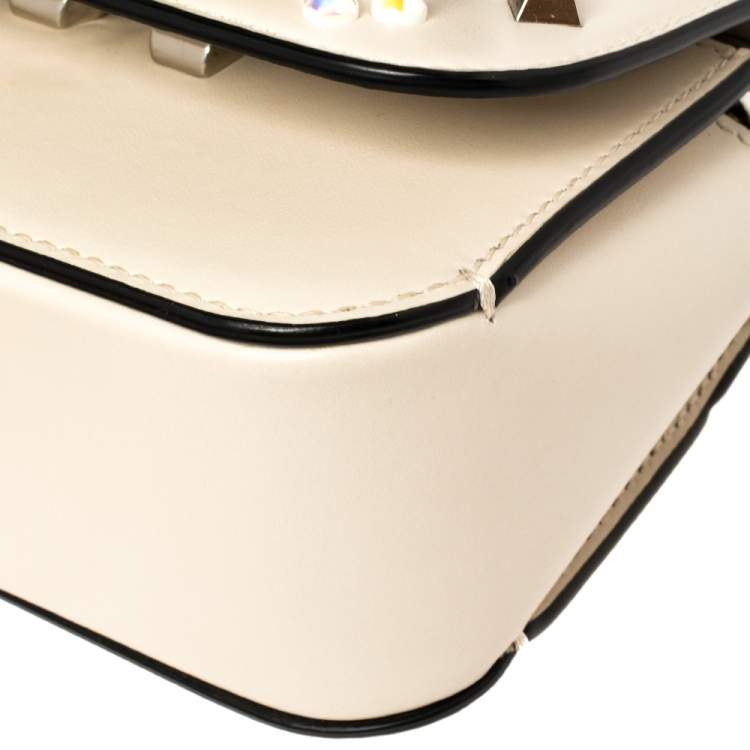 مملوكة مسبقًا Christian Louboutin Ivory Leather Mini Sweet Charity Pearl Crossbody Bag