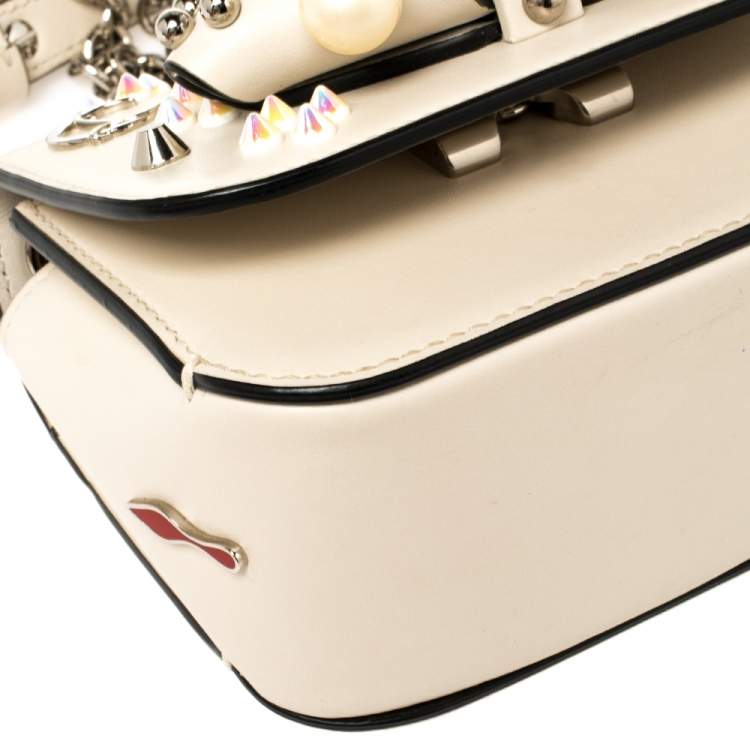 مملوكة مسبقًا Christian Louboutin Ivory Leather Mini Sweet Charity Pearl Crossbody Bag