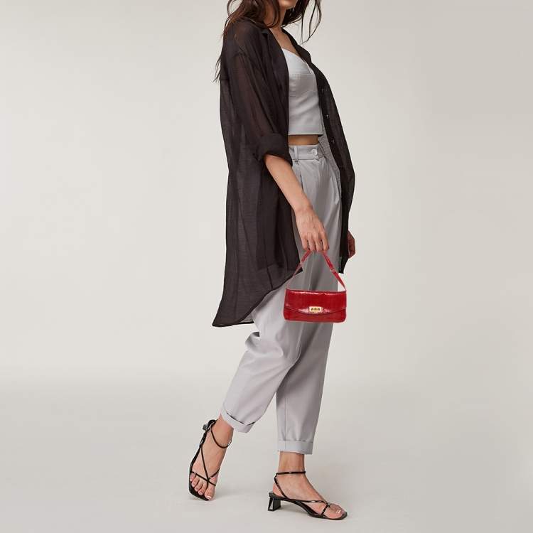 مملوكة مسبقًا Christian Louboutin Red Python Skin Front Flap Shoulder Bag