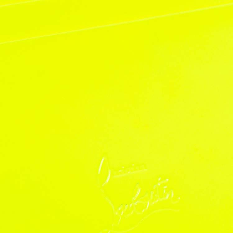 Pre Owned Christian Louboutin Neon Green Patent Leather Kios Spike Card Holder