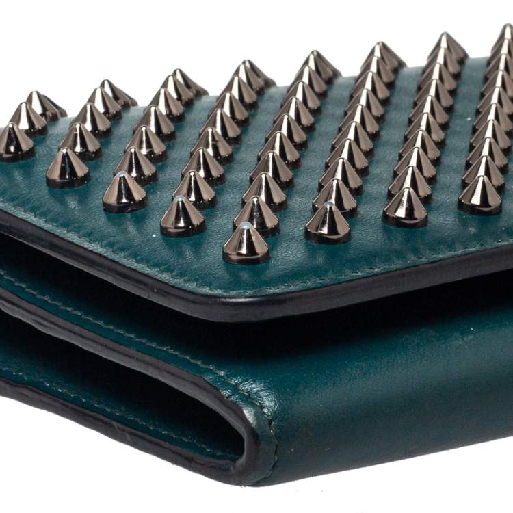 Pre Owned Christian Louboutin Green Leather Paloma Spike Wristlet Clutch