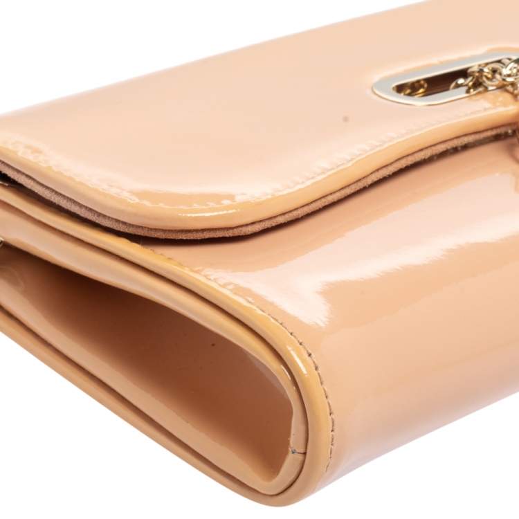 Pre Owned Christian Louboutin Beige Patent Leather Riviera Clutch
