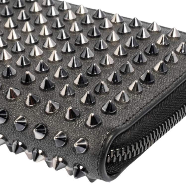 Pre Owned Christian Louboutin Grey Leather Spikes Panettone Zip Around Wallet