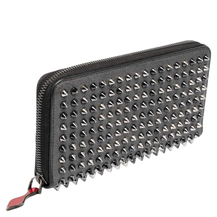Pre Owned Christian Louboutin Grey Leather Spikes Panettone Zip Around Wallet