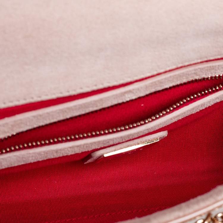 مملوكة مسبقًا Christian Louboutin Beige Patent Leather Riviera Chain Clutch
