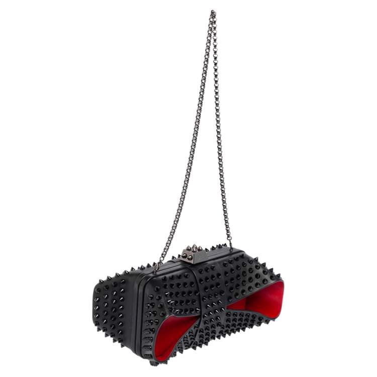 Pre Owned Christian Louboutin Black Leather Spike Grandotto Chain Clutch