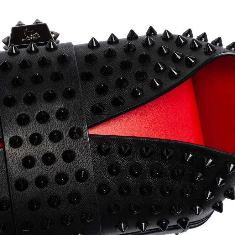Pre Owned Christian Louboutin Black Leather Spike Grandotto Chain Clutch