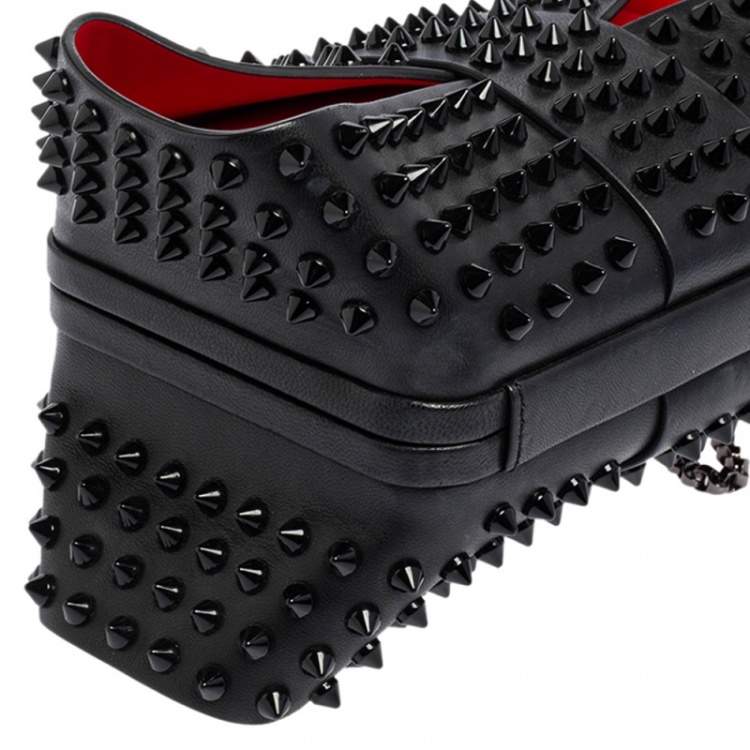 Pre Owned Christian Louboutin Black Leather Spike Grandotto Chain Clutch