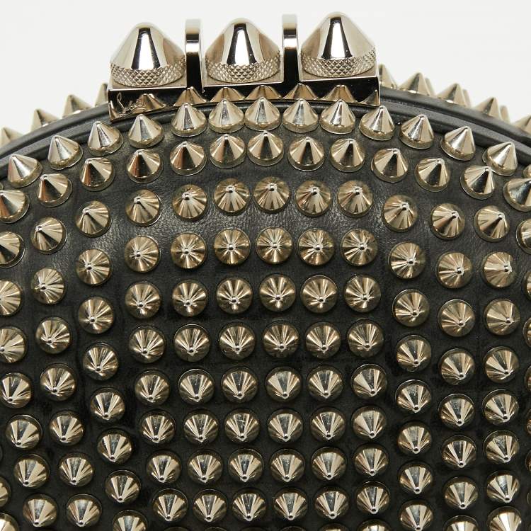 Pre Owned Christian Louboutin Black Leather Spike Mina Chain Clutch