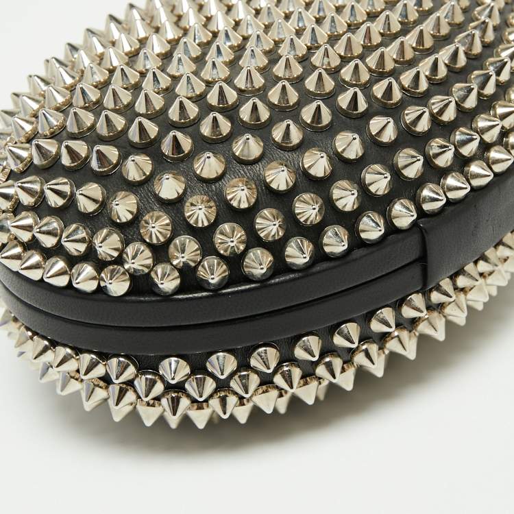 Pre Owned Christian Louboutin Black Leather Spike Mina Chain Clutch