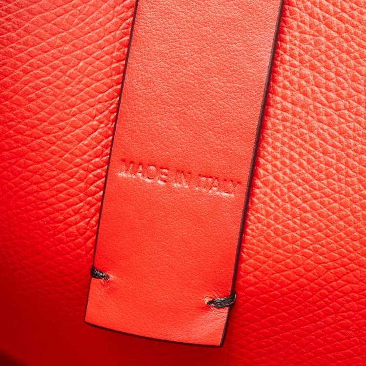 Pre Owned Christian Louboutin Black Paris Love Leather East-West Cabata Tote