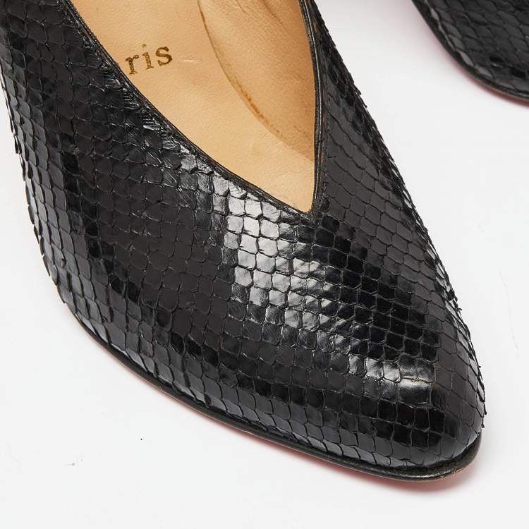 Pre Owned Christian Louboutin Black Python Leather V- Neck Pumps Size 39