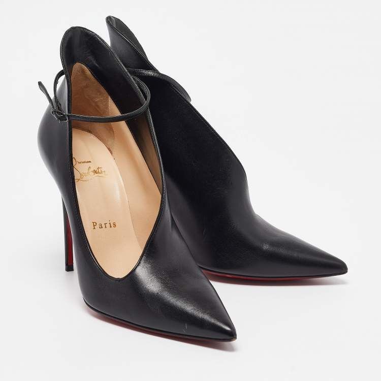 Pre Owned Christian Louboutin Black Leather Vampydoly Booties Size 37.5