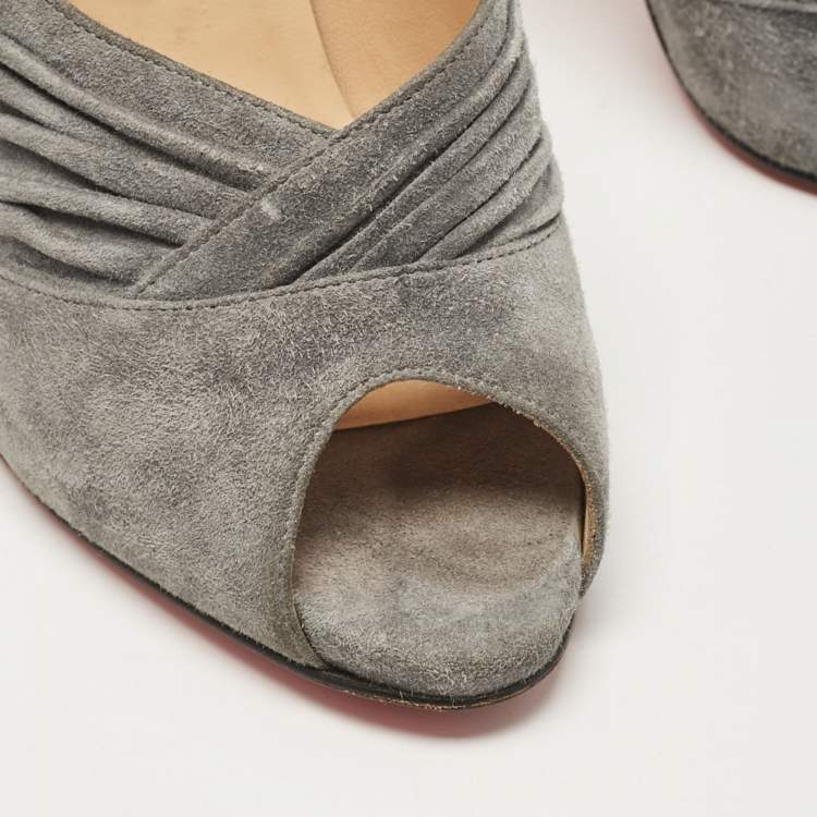 مملوكة مسبقًا Christian Louboutin Grey Suede Lady Gres Peep Toe Pumps Size 38.5