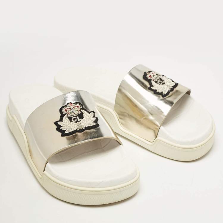 Pre Owned Christian Louboutin Silver Leather Beau Flat Slides Size 39.5