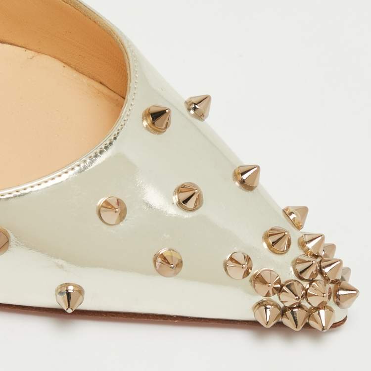 مملوكة مسبقًا Christian Louboutin Gold Leather Degraspike Pumps Size 39