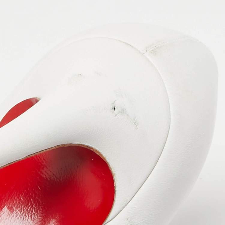 Pre Owned Christian Louboutin White Leather Kate Pumps Size 39