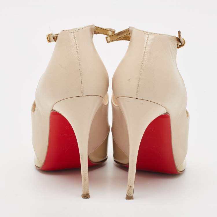 Pre Owned Christian Louboutin Beige/Nude Leather and Patent Leather Dictata Pumps Size 35.5