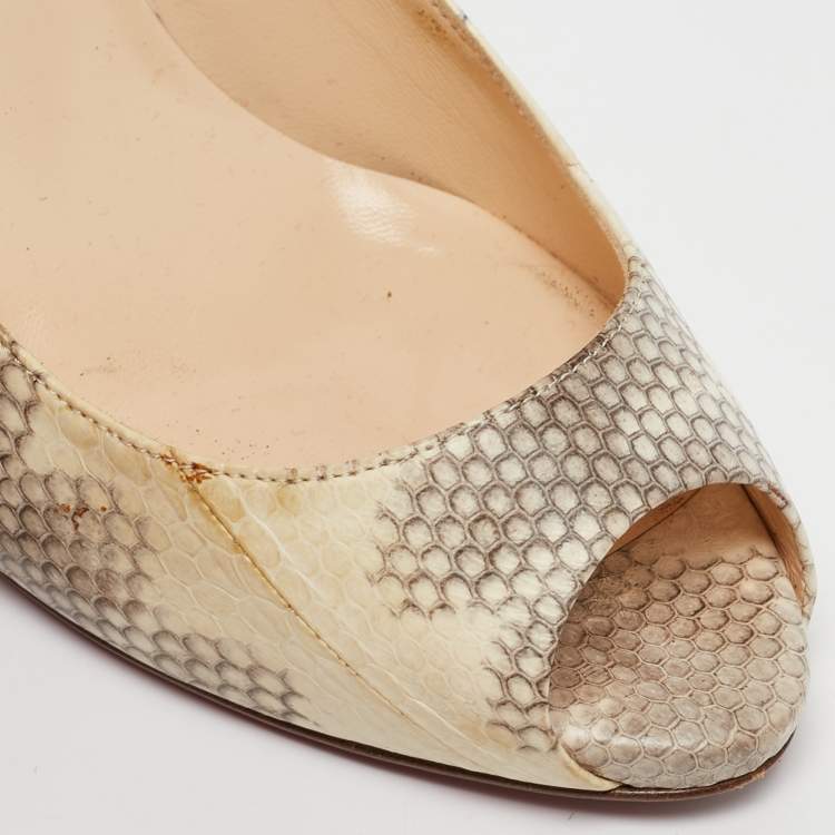 Pre Owned Christian Louboutin Cream/Grey Python Embossed Leather Peep Toe Slingback Sandals Size 38