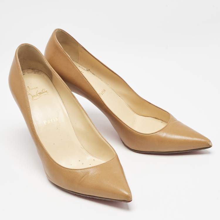 Pre Owned Christian Louboutin Beige Leather Pigalle Pumps Size 40