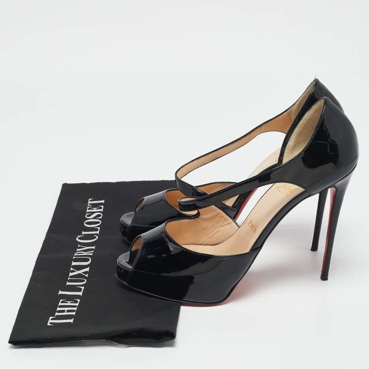 Pre Owned Christian Louboutin Black Patent Leather Catchy Pumps Size 38.5
