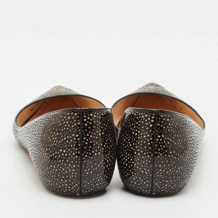 Pre Owned Christian Louboutin Black/Beige Lasercut Patent Leather and Suede D'Orsay Ballet Flats Size 38
