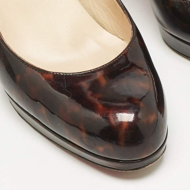 Pre Owned Christian Louboutin Brown Tortoise Shell Patent Leather Simple Round Toe Pumps Size 36.5