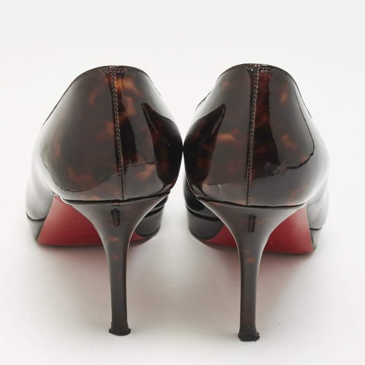 Pre Owned Christian Louboutin Brown Tortoise Shell Patent Leather Simple Round Toe Pumps Size 36.5