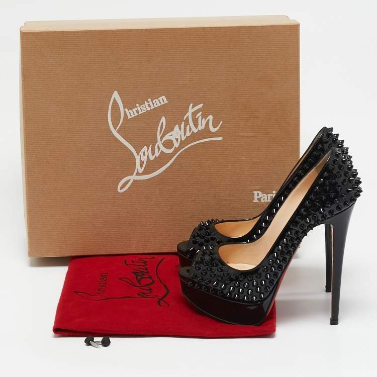 مملوكة مسبقًا Christian Louboutin Black Patent Leather Lady Peep Spikes Pumps Size 35