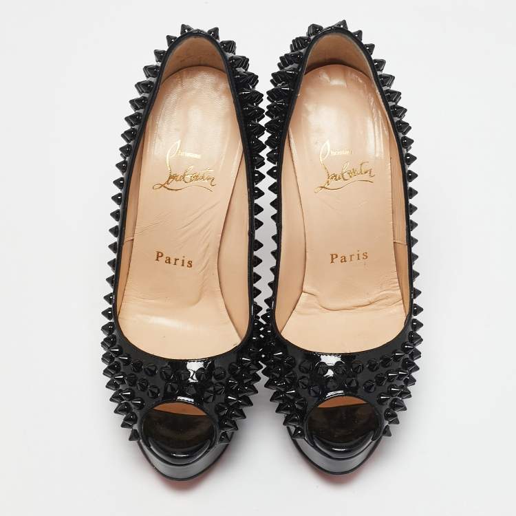 مملوكة مسبقًا Christian Louboutin Black Patent Leather Lady Peep Spikes Pumps Size 35