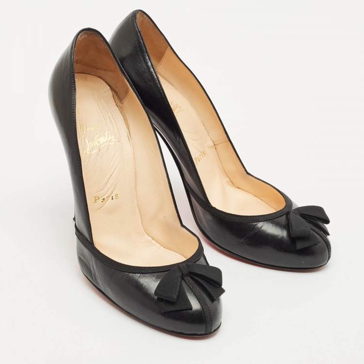 Pre Owned Christian Louboutin Black Leather and Grosgrain Lavalliere Pumps Size 38.5