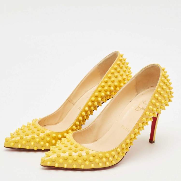Pre Owned Christian Louboutin Yellow Patent Leather Pigalle Spikes Pumps Size 39