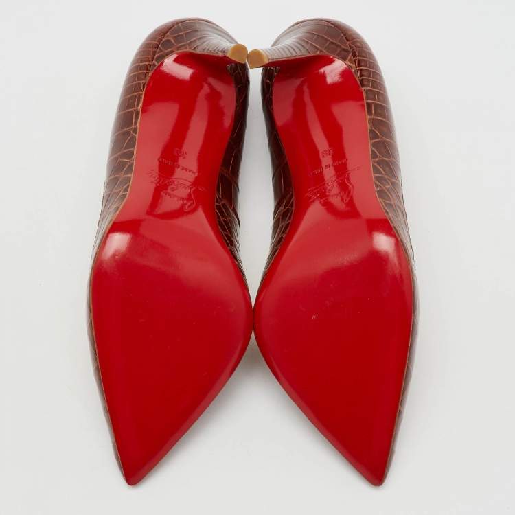 Pre Owned Christian Louboutin Brown Crocodile Leather Pigalle Pumps Size 39