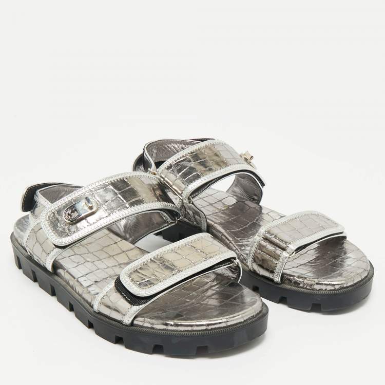 Pre Owned Christian Louboutin Silver Croc Embossed Leather Lock Cool Flat Sandals Size 40