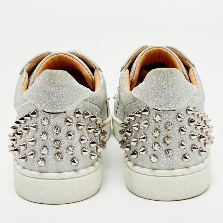 Pre Owned Christian Louboutin Silver Glitter and Leather Louis Junior Spikes Low Top Sneakers Size 39