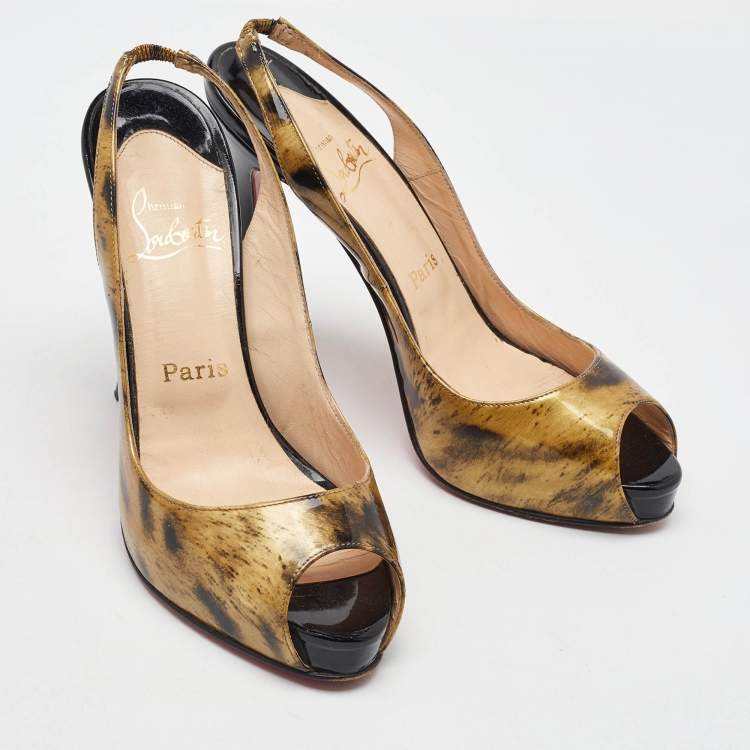 مملوكة مسبقًا Christian Louboutin Black/Gold Printed Patent Leather No Prive Peep Toe Slingback Sandals Size 39