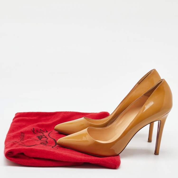 Pre Owned Christian Louboutin Beige Patent Leather Pigalle Pumps Size 39