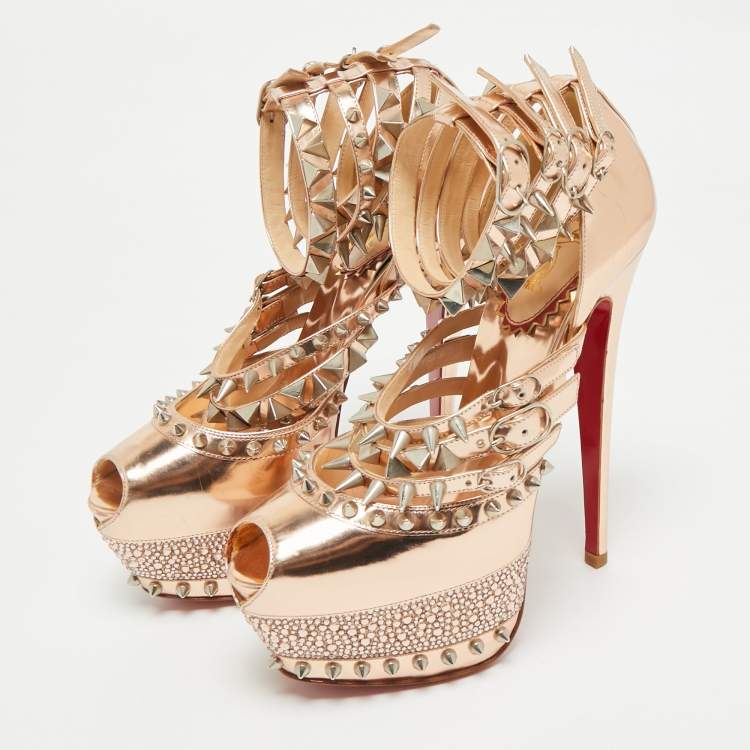 Pre Owned Christian Louboutin Rose Gold Patent Leather 20th Anniversary Isolde Spiked Pumps Size 39
