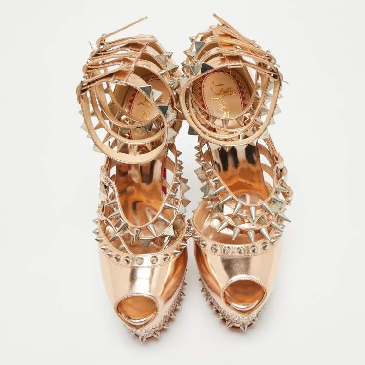 Pre Owned Christian Louboutin Rose Gold Patent Leather 20th Anniversary Isolde Spiked Pumps Size 39