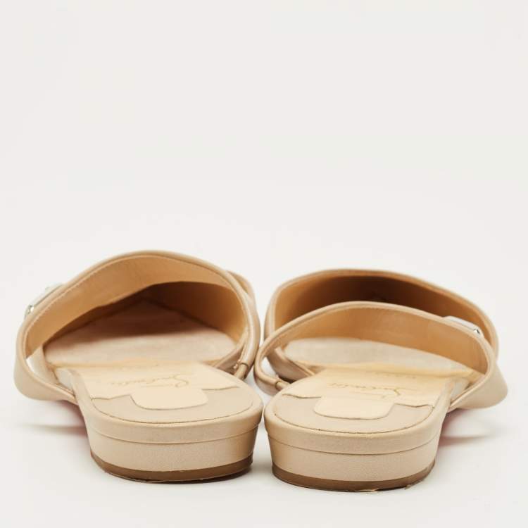 Pre Owned Christian Louboutin Beige Leather Choc Lock Flat Mules Size 41
