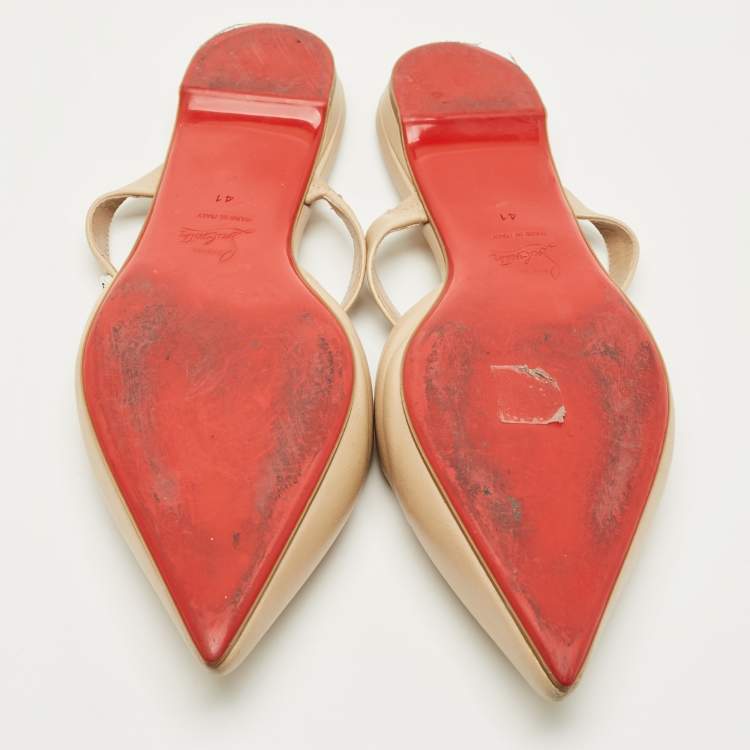 Pre Owned Christian Louboutin Beige Leather Choc Lock Flat Mules Size 41