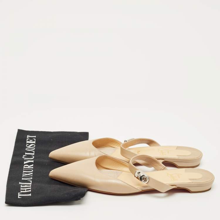 Pre Owned Christian Louboutin Beige Leather Choc Lock Flat Mules Size 41