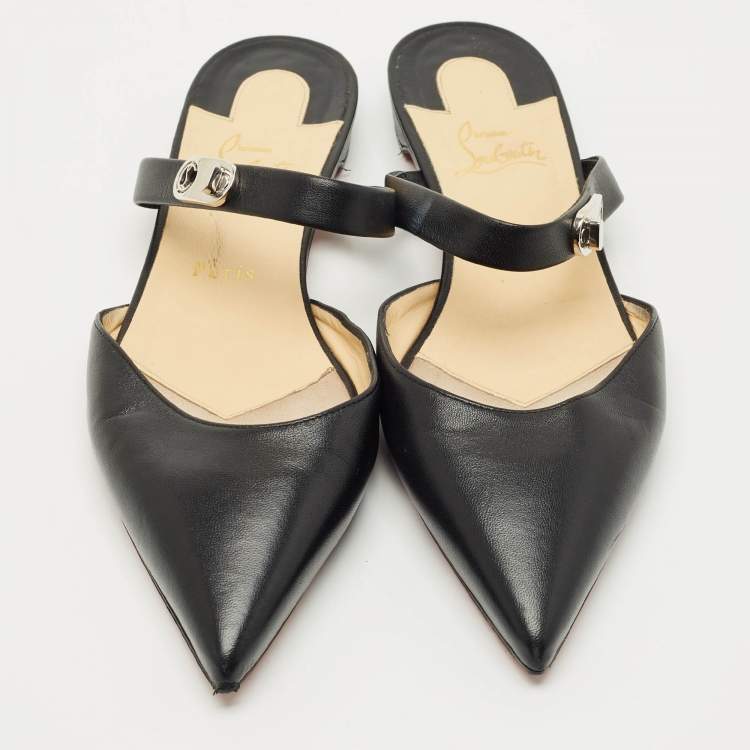 Pre Owned Christian Louboutin Black Leather Choc Lock Flat Mules Size 40.5