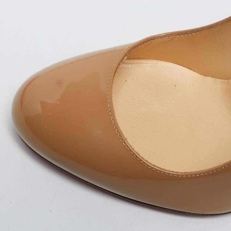 Pre Owned Christian Louboutin Beige Patent Leather Simple Pumps Size 36.5