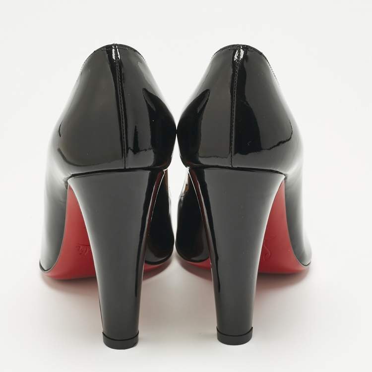 مملوكة مسبقًا Christian Louboutin Black Patent Leather Simple Pumps Size 36.5