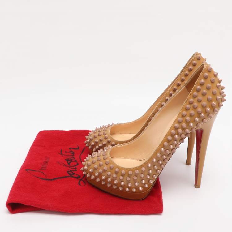 Pre Owned Christian Louboutin Beige Patent Leather Alti Spiked Platform Pumps Size 39