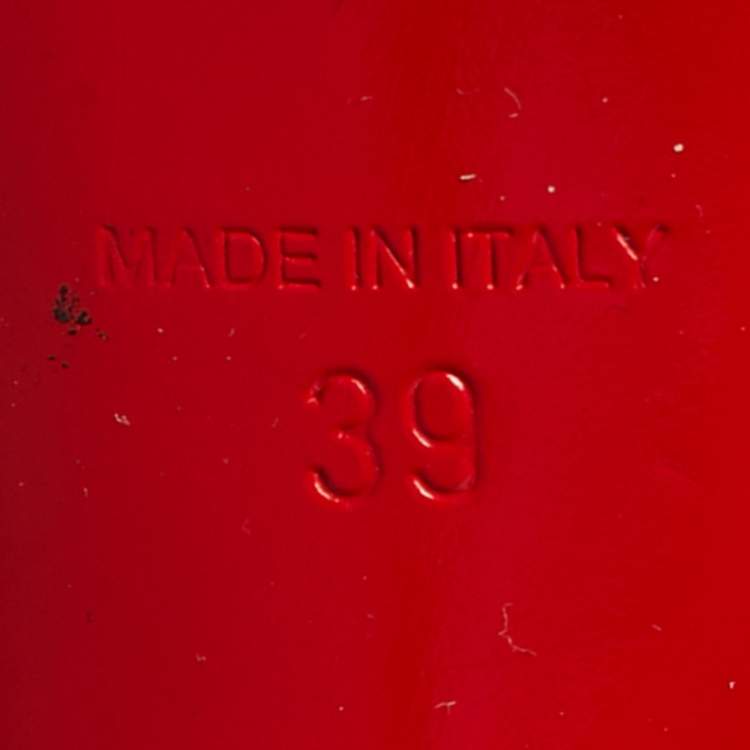 Pre Owned Christian Louboutin Black Leather Corneille Pumps Size 39