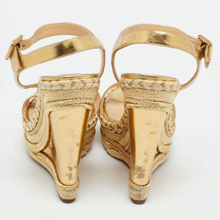 Pre Owned Christian Louboutin Gold Leather Wedge Sandals Size 39